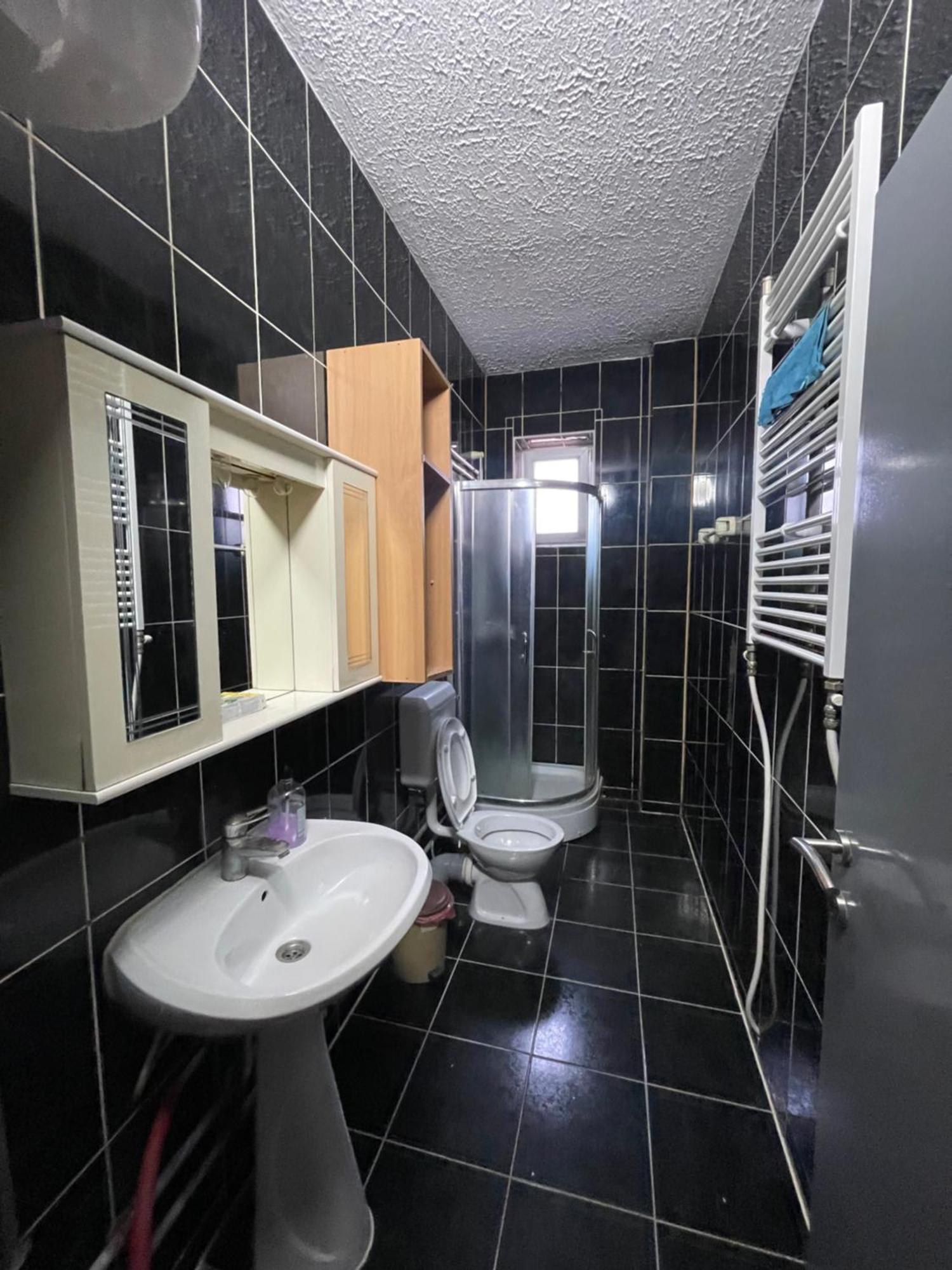 Newborn Comfort Hostel The Biggest Hostel Of Town With Best Location Приштина Экстерьер фото