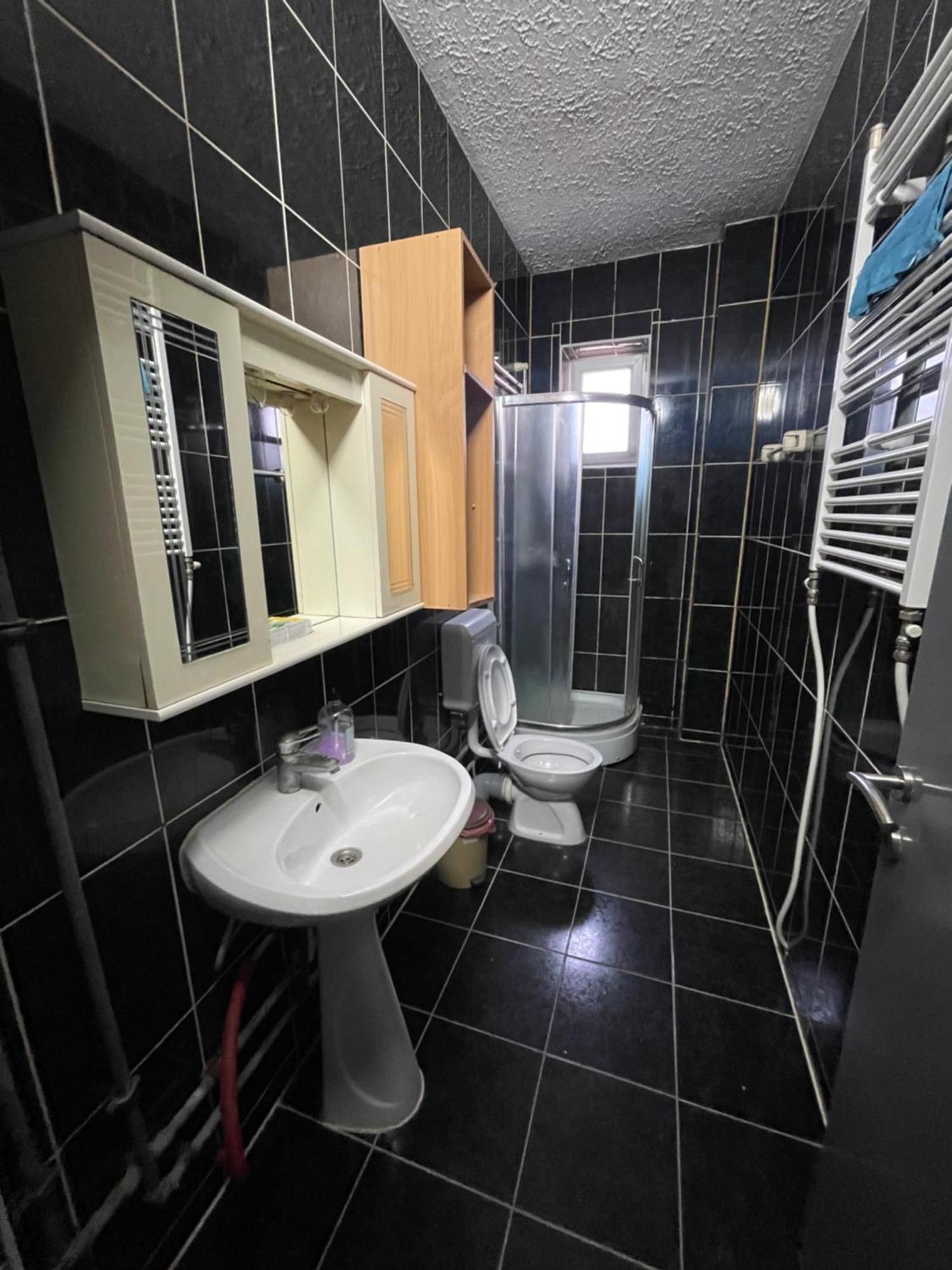 Newborn Comfort Hostel The Biggest Hostel Of Town With Best Location Приштина Экстерьер фото